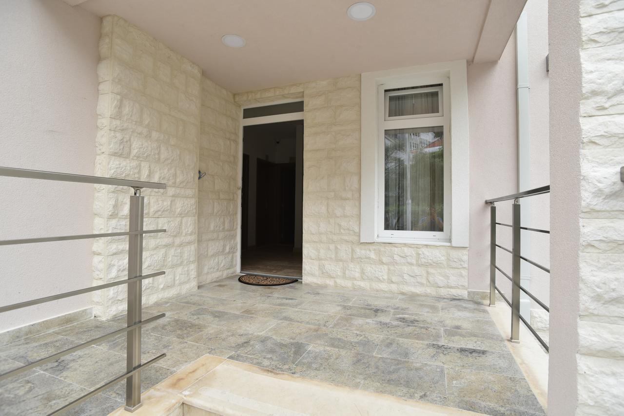 Apartment L Palace ブドヴァ エクステリア 写真