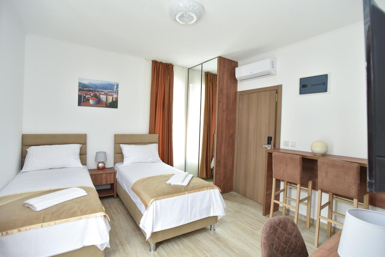 Apartment L Palace ブドヴァ エクステリア 写真